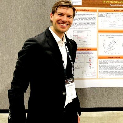 Piercarlo Giacomel at the AGU Fall Meeting poster session